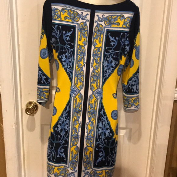 Cache dress - Picture 2 of 5